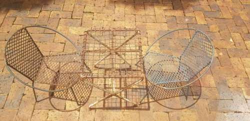 VINTAGE KIDDIES GARDEN SET