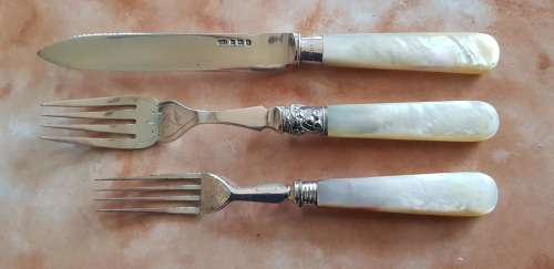 1915 STERLING SILVER KNIFE AND 2 EPNS FORKS
