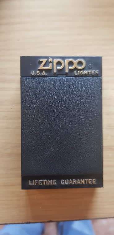 MINT SCRIMSHAW ZIPPO LIGHTER