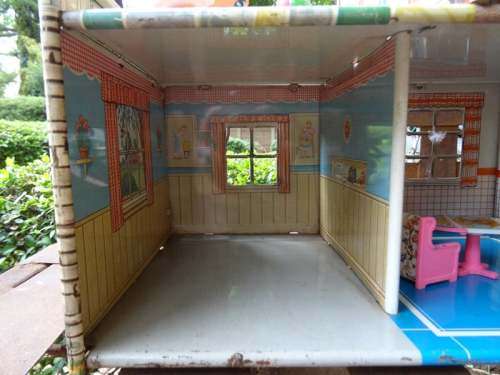 VINTAGE LARGE TINPLATE DOLL HOUSE MADE IN JAPAN, FURNITURE EXCLUDED. 630 X 200 X 400 MM HIGH