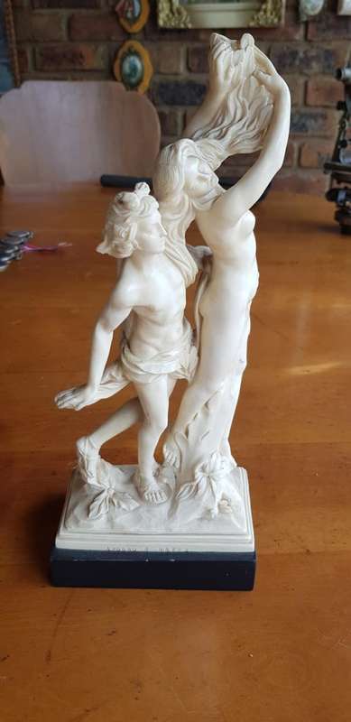 VINTAGE APOLLO AND DAFNE BY SANTINI 325 MM HIGH