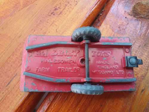 DINKY 320 FARM TRAILER