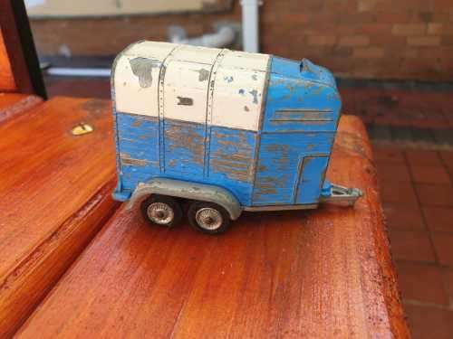 CORGI HORSE BOX