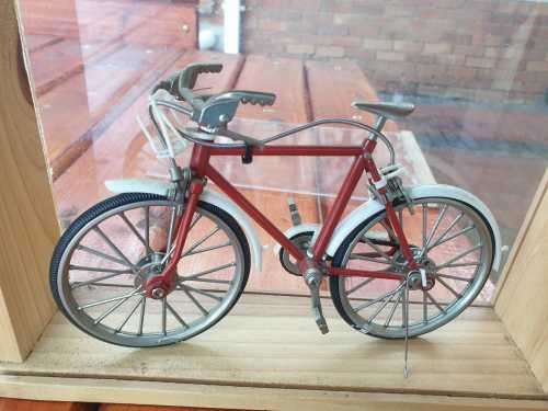 MINIATURE WORKING STEEL BICYCLE