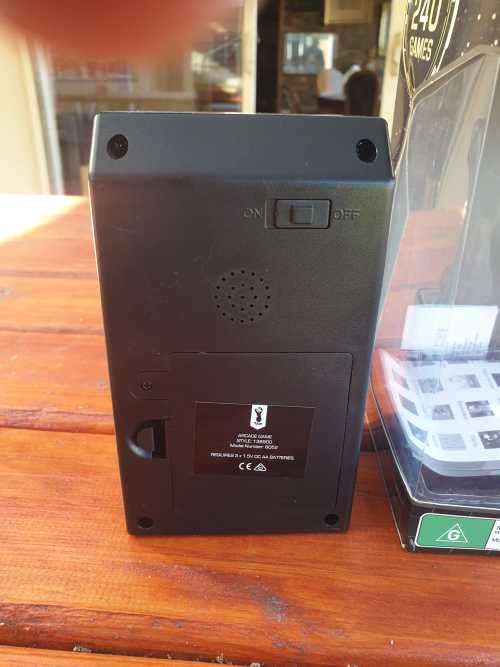 2016 MINI ARCADE GAME 240 GAMES, AUSTRALIAN DESIGN