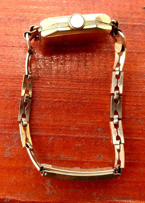 1939 WW2 ROLLED GOLD GENEVE SWISS WATCH