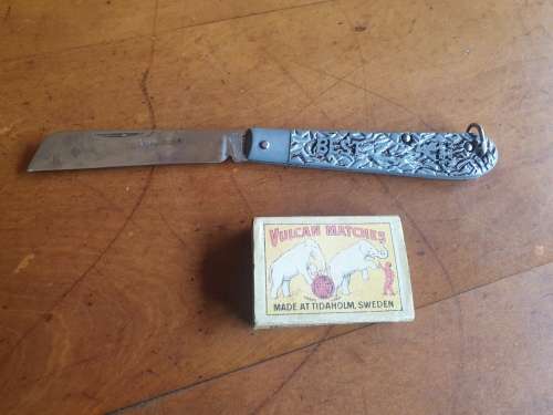 RARE BEST TENT BRAND POCKET KNIFE