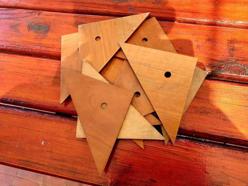 10 VINTAGE WOODEN TRIANGLES 150 X 150 MM