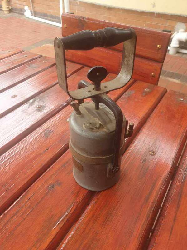 VINTAGE CARBIDE LAMP