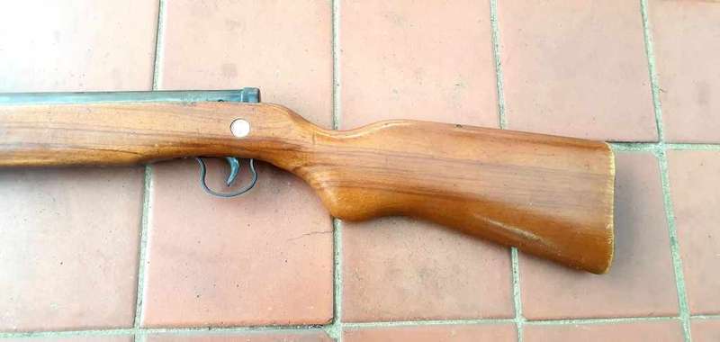 VINTAGE DIANA 70 SERIES MODEL 77 AIR RIFLE 4.5 MM