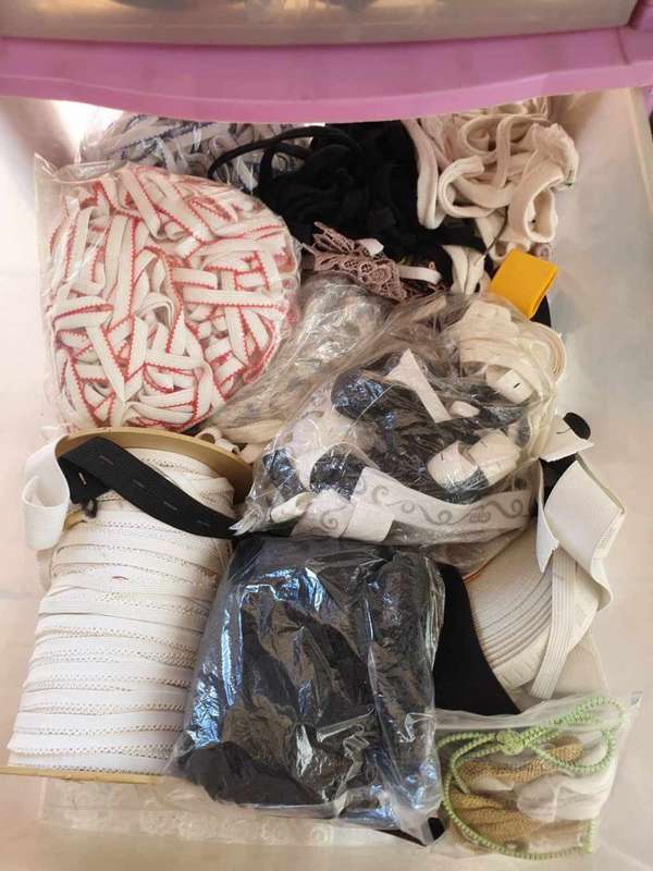 LOTS OF ACCESSORIES FOR SEWING INCLUDING STORAGE