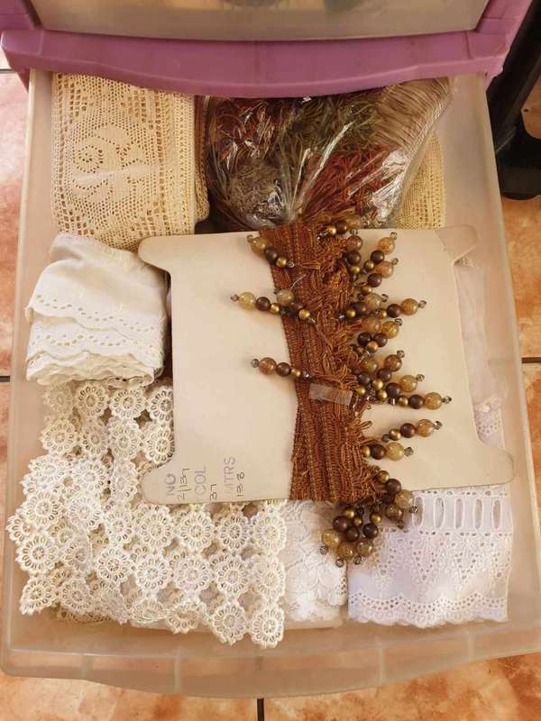 LARGE QUANTITY OF SEAMSTRESS STOCK, HUNDREDS OF ITEMS, EVERTHING YOU NEED.