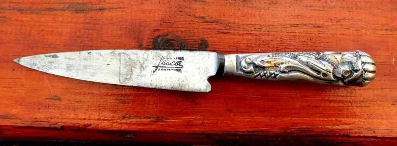 VINTAGE INDUSTRIA JUCA ARGENTINA GAUCHO DAGGER WITH 9 CT GOLD TRIM 195 MM
