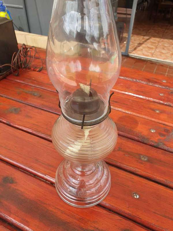 VINTAGE THICK GLASS LAMP