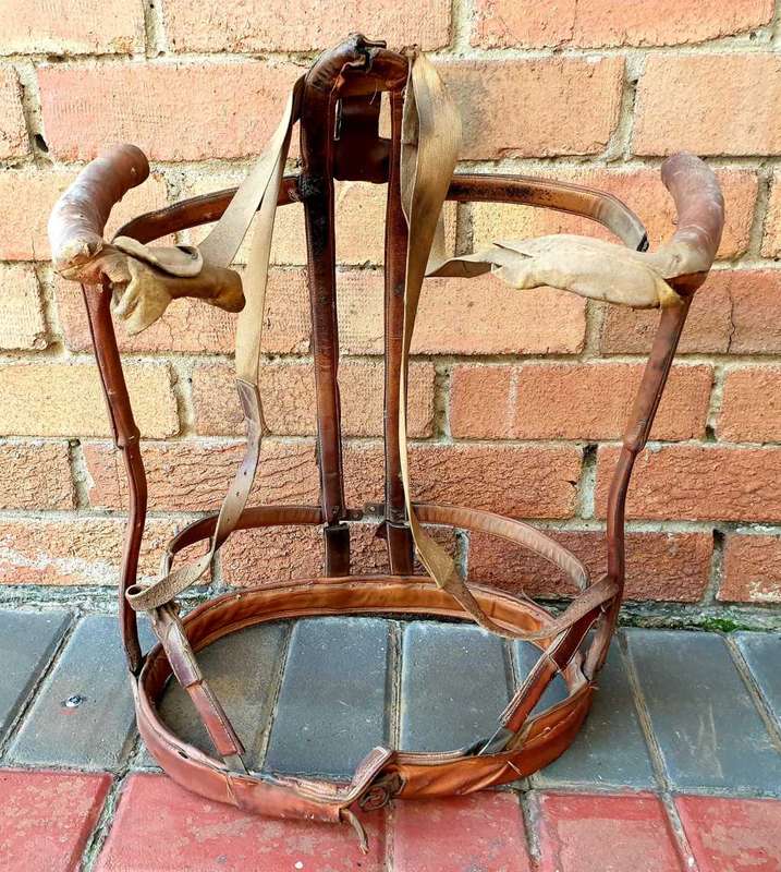 ANTIQUE CUSTOM LEATHER AND STEEL ORTHOPEDIC BACK BRACE DEVICE