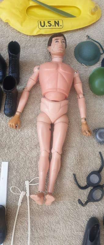 RARE 1964 ACTION MAN HASBRO WITH LOTS OF ACCESSORIES