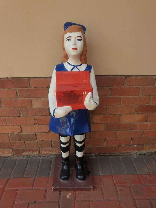 VERY RARE SPASTIC SOCIETY RIBBONS GIRL MONEY DONATION BOX 112 CM TALL