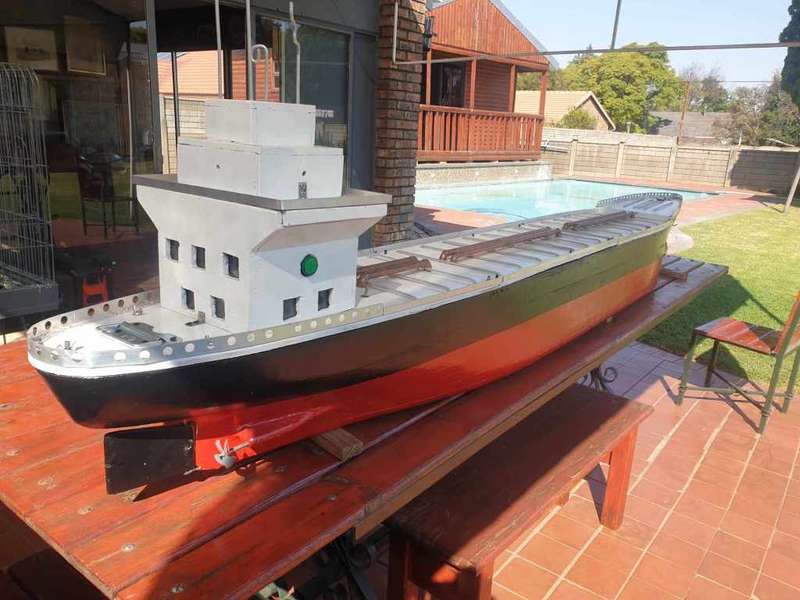 ONE OF A KIND HAND BUILT WOODEN TANKER SHIP 2.8 M APPROX 1:125 SCALE