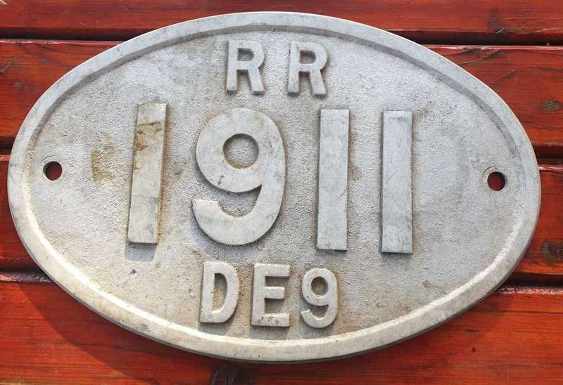 ALUMINIUM TRAIN NUMBER