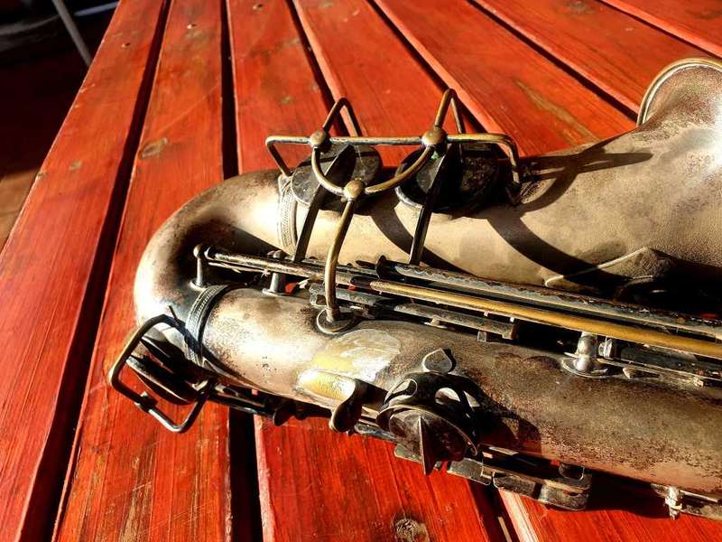 VINTAGE LEWIN CONTINENTAL SAXOPHONE