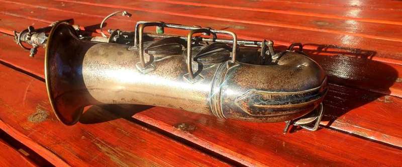VINTAGE LEWIN CONTINENTAL SAXOPHONE