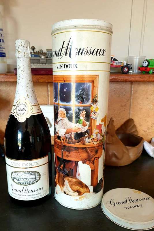 1987 MAGNUM 1'5 L GRAND MOUSSEUX VIN DOUX CHAMPAGNE SEALED