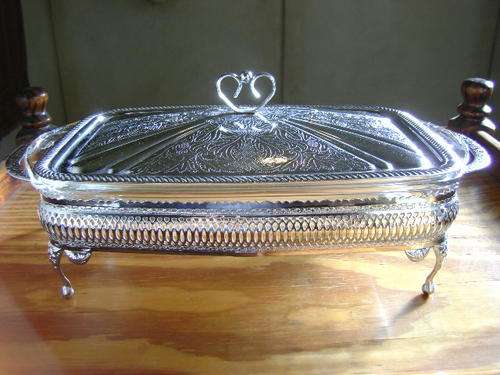 SERVING DISH WITH GLASS INNER MADE IN ENGLAND