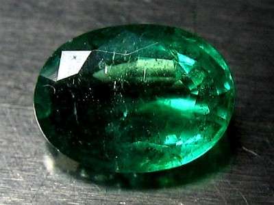 COLOMBIAN ULTRA RARE GRADE VVS !!!!!!NATURAL 1CT+MEDIUM GREEN UNTREATED MUSO MINE EMERALD