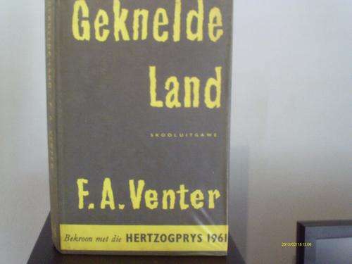 GEKNELDE LAND  f a Venter
