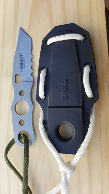 CRKT Hyphanate knife