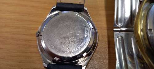 Vintage watches (Seiko,Roamer)