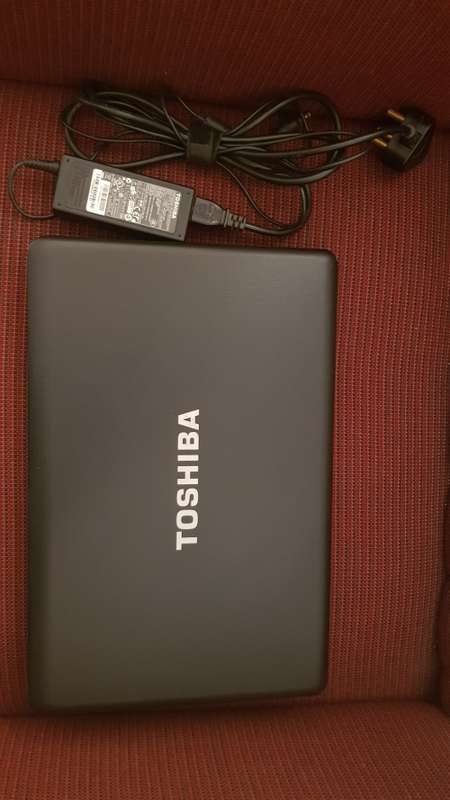 Toshiba C660 - Intel Core i5 2450M 2.5Ghz, 4GB RAM, 320GB Hard Drive, Windows 10 Home x64