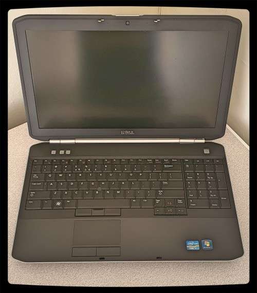 Dell Latitude E5520 - Intel i7 2.8Ghz || 4GB Ram || 500GB Hard Drive || Windows 10 Professional x64