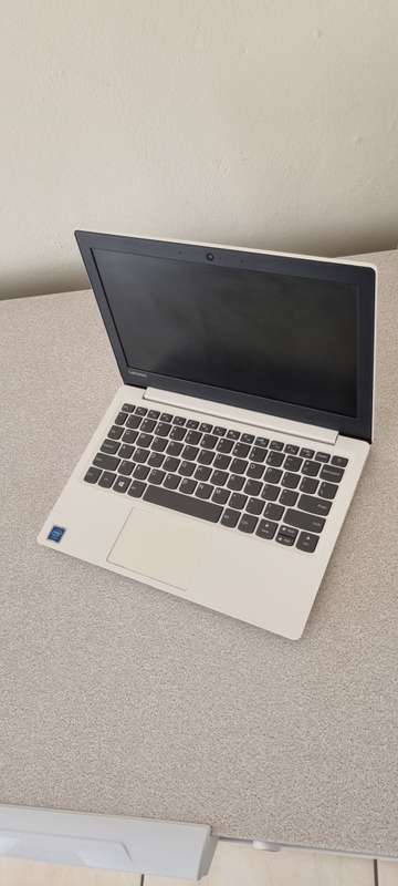 Lenovo Ideapad S130-11IGM Celeron N4000 Notebook - Excellent Battery Life