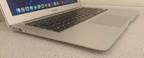 MacBook Air(13`) - Intel Core i5 || 8GB Ram || 128GB SSD || MacOS BIg Sur || FREE SHIPPING