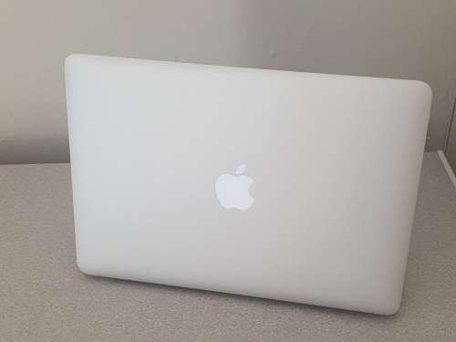 MacBook Air(13`) - Intel Core i5 || 8GB Ram || 128GB SSD || MacOS BIg Sur || FREE SHIPPING