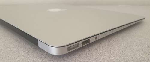 MacBook Air(13`) - Intel Core i5 || 8GB Ram || 128GB SSD || MacOS BIg Sur || FREE SHIPPING