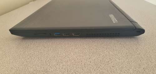 **Toshiba Satellite C50 - Intel Core i3-4005U || 240GB SSD || 8GB  DDR3L Ram || Windows 10 HSL x64**