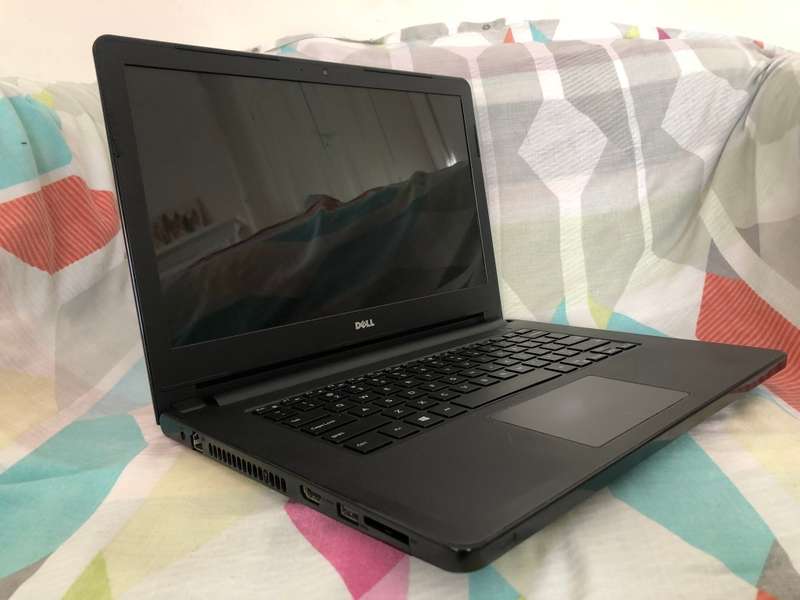 Dell Inspiron 5459 -> Core i5 6200U @ 2.30GHz , 8GB Ram , 240GB SSD , Windows 10