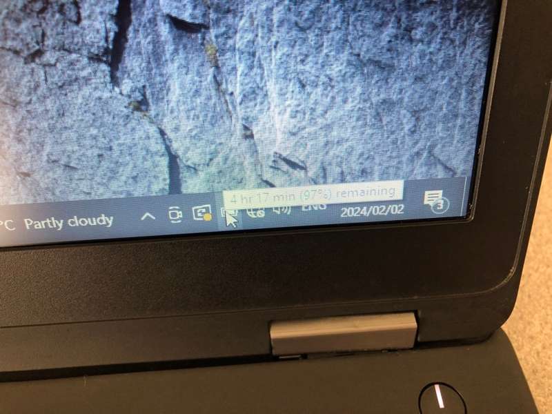 Dell Latitude E5570 15inches - Intel Core i5 - 8GB RAM - 500GB HDD - WINDOWS 10 PRO x64