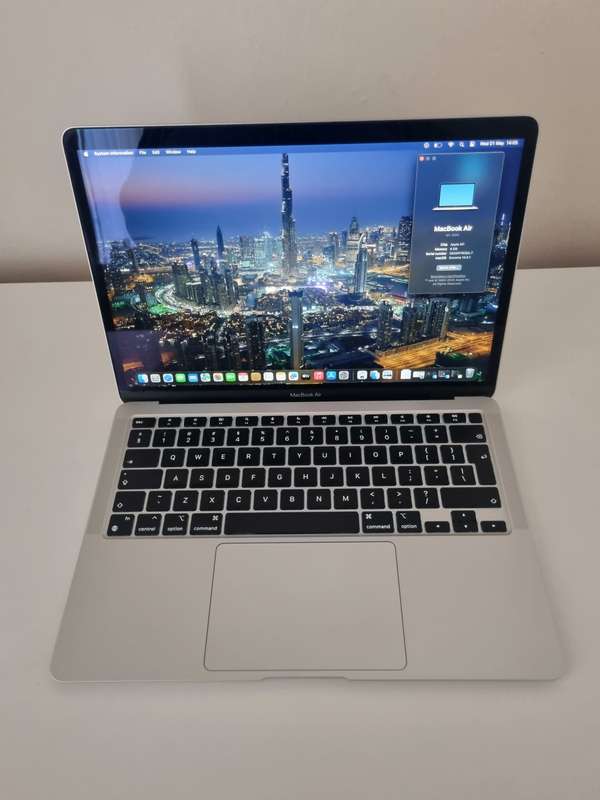 2020 Apple MacBook Air 13-inch M1 8-Core CPU, 7-Core GPU (8GB Unified RAM, 256GB SSD, Silver)