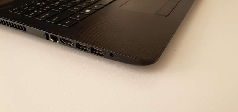 HP Notebook - 15-ra015ni
