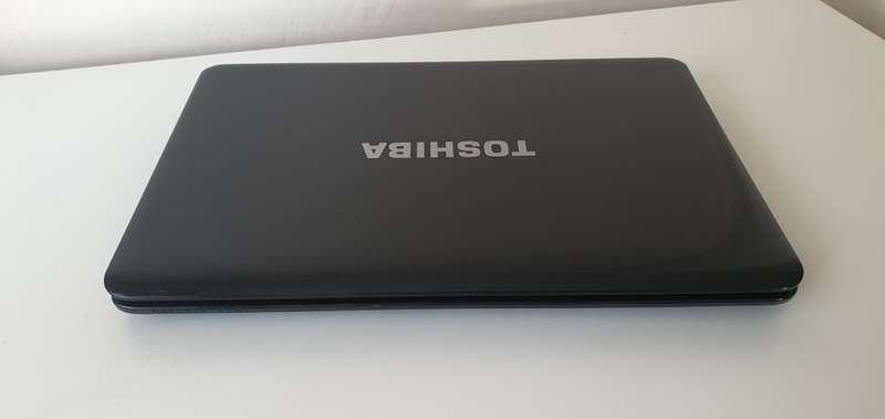 TOSHIBA SATELLITE L650 - CORE i3 | 128GB SSD | 4GB RAM | WINDOWS 10 PROFESSIONAL X64