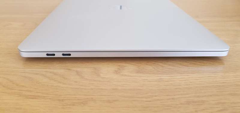 Apple MacBook Pro (13-inch, 2022, M2)