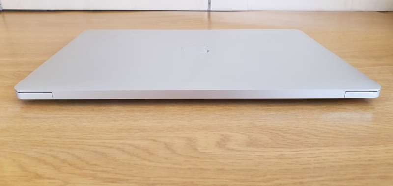 Apple MacBook Pro (13-inch, 2022, M2)