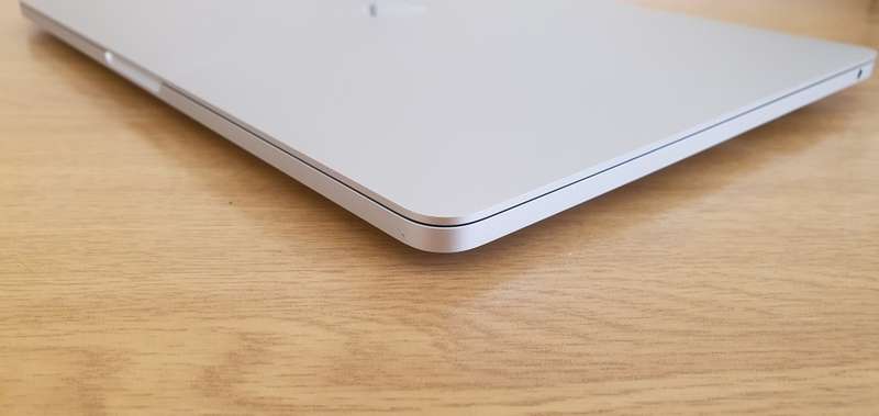Apple MacBook Pro (13-inch, 2022, M2)