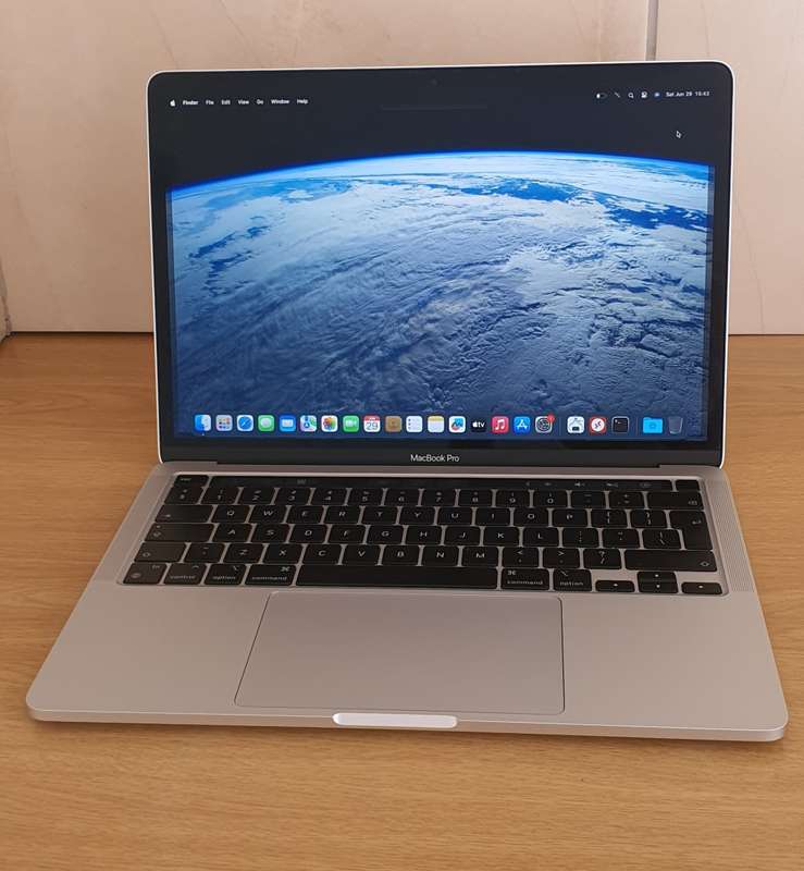 Apple MacBook Pro (13-inch, 2022, M2)