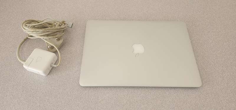 2017 MacBook Air 13.3-inch | Core i5 1.8GHz | 8GB RAM | 512GB SSD | 155 Cycle Count | macOS