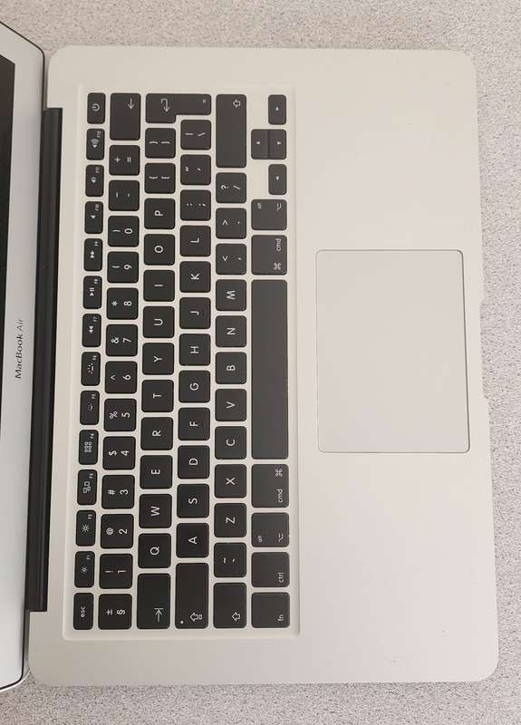 2017 MacBook Air 13.3-inch | Core i5 1.8GHz | 8GB RAM | 512GB SSD | 155 Cycle Count | macOS
