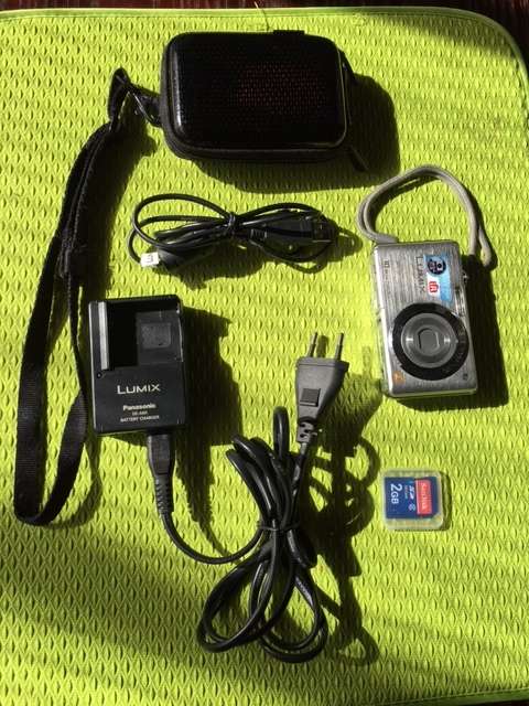 Panasonic Lumix DMC-FS7 Camera with Leica lens 10 Mega Pixels incl. 2GB SD Card
